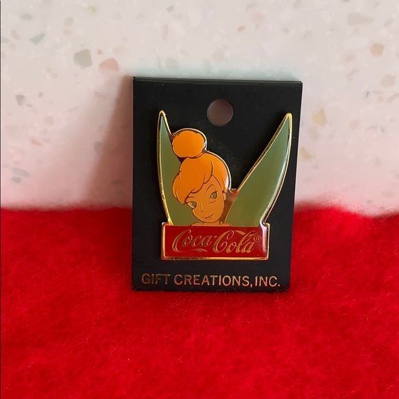 Vintage 1986 Coca Cola Disney Tinker Bell Pin - Picture 2 of 12